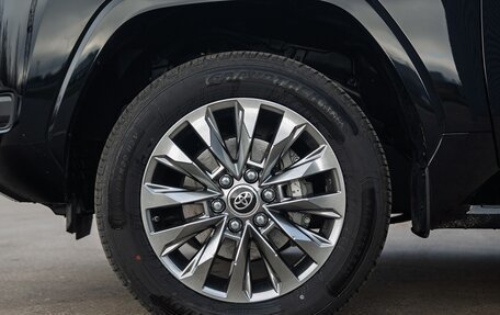 Toyota Land Cruiser, 2025 год, 27 000 000 рублей, 5 фотография