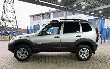 Chevrolet Niva I рестайлинг, 2010 год, 499 000 рублей, 2 фотография