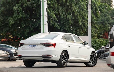 Skoda Superb III рестайлинг, 2025 год, 2 420 001 рублей, 4 фотография