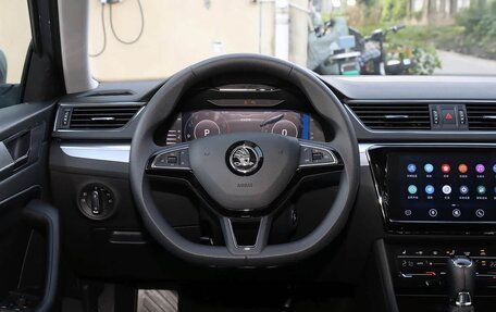 Skoda Superb III рестайлинг, 2025 год, 2 420 001 рублей, 13 фотография