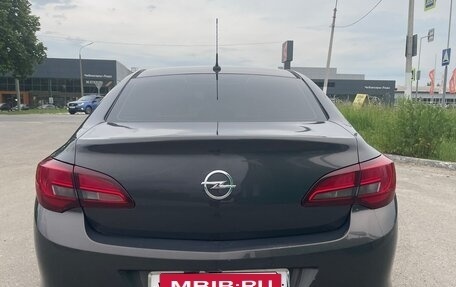 Opel Astra J, 2012 год, 480 000 рублей, 2 фотография