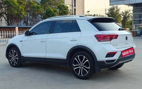 Volkswagen T-Roc I, 2021 год, 1 420 000 рублей, 4 фотография