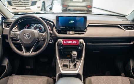 Toyota RAV4, 2025 год, 4 990 000 рублей, 7 фотография
