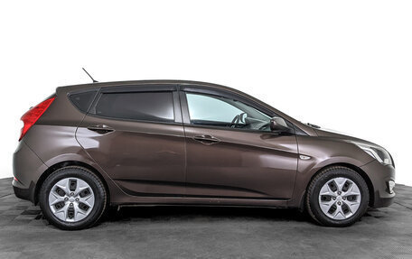 Hyundai Solaris II рестайлинг, 2015 год, 830 000 рублей, 4 фотография