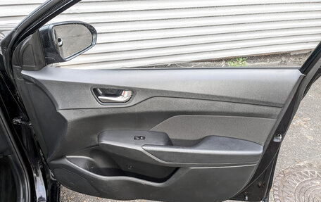 Hyundai Solaris II рестайлинг, 2019 год, 1 295 000 рублей, 24 фотография