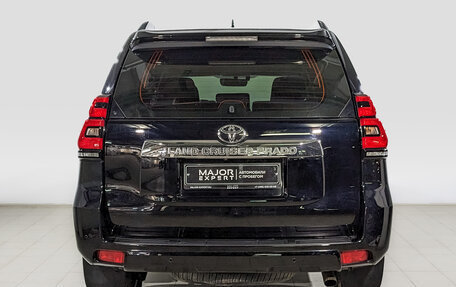 Toyota Land Cruiser Prado 150 рестайлинг 2, 2019 год, 4 150 000 рублей, 6 фотография