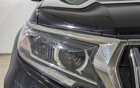 Toyota Land Cruiser Prado 150 рестайлинг 2, 2019 год, 4 150 000 рублей, 11 фотография