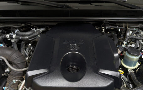 Toyota Land Cruiser Prado 150 рестайлинг 2, 2019 год, 4 150 000 рублей, 9 фотография