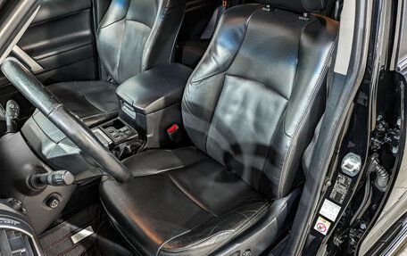 Toyota Land Cruiser Prado 150 рестайлинг 2, 2019 год, 4 150 000 рублей, 20 фотография