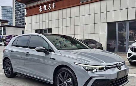 Volkswagen Golf VIII, 2022 год, 1 630 005 рублей, 3 фотография