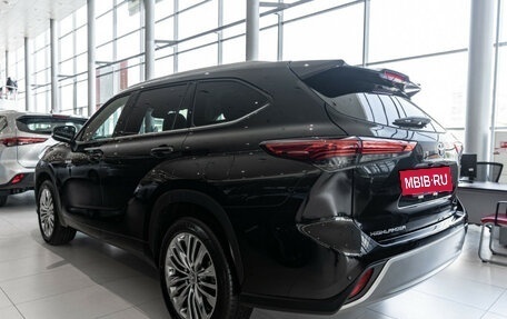 Toyota Highlander, 2025 год, 6 590 000 рублей, 6 фотография
