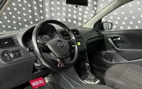 Volkswagen Polo VI (EU Market), 2015 год, 970 000 рублей, 11 фотография