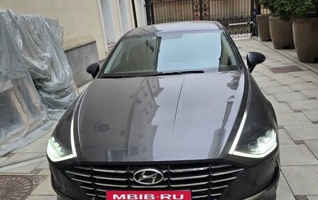 Hyundai Sonata VIII, 2021 год, 3 100 000 рублей, 3 фотография