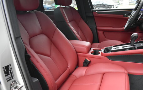 Porsche Macan I рестайлинг, 2025 год, 12 999 000 рублей, 17 фотография