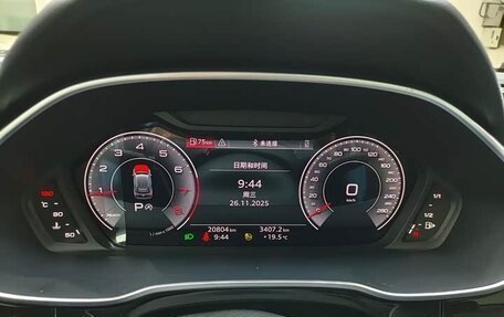 Audi Q3, 2022 год, 3 000 000 рублей, 8 фотография