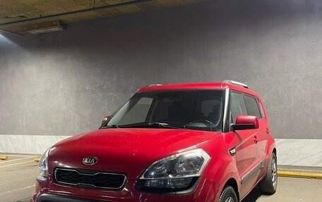 KIA Soul I рестайлинг, 2013 год, 990 000 рублей, 1 фотография
