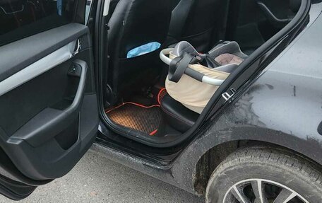 Skoda Octavia, 2017 год, 1 300 000 рублей, 6 фотография