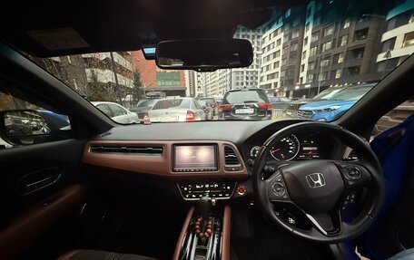 Honda Vezel, 2019 год, 1 750 000 рублей, 10 фотография
