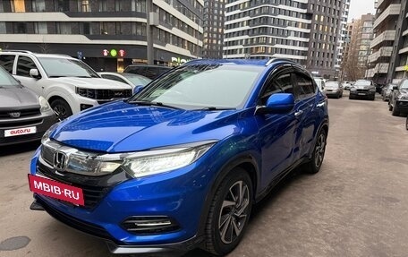Honda Vezel, 2019 год, 1 750 000 рублей, 2 фотография