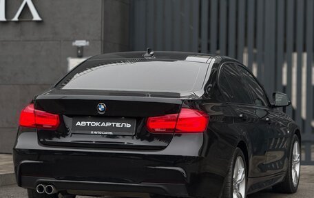 BMW 3 серия, 2018 год, 3 000 000 рублей, 13 фотография