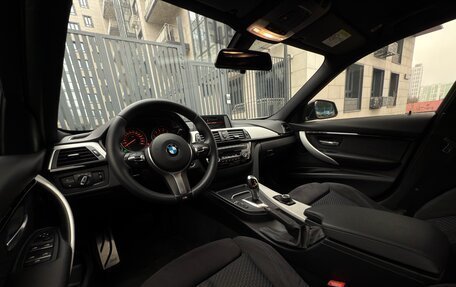 BMW 3 серия, 2018 год, 3 000 000 рублей, 32 фотография