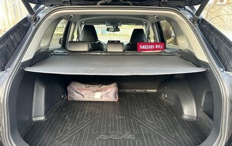 Toyota RAV4, 2021 год, 3 210 000 рублей, 7 фотография