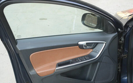 Volvo S60 III, 2010 год, 800 000 рублей, 16 фотография