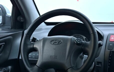 Hyundai Tucson III, 2004 год, 749 000 рублей, 10 фотография