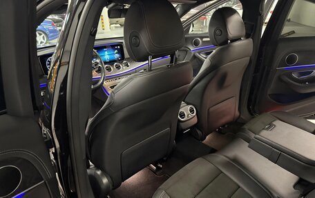 Mercedes-Benz E-Класс, 2021 год, 5 000 000 рублей, 7 фотография