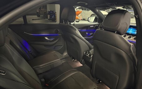 Mercedes-Benz E-Класс, 2021 год, 5 000 000 рублей, 8 фотография