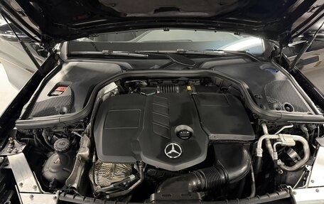 Mercedes-Benz E-Класс, 2021 год, 5 000 000 рублей, 13 фотография