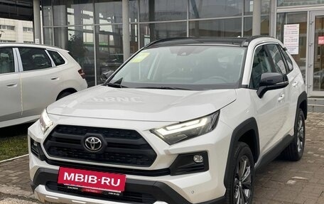 Toyota RAV4, 2025 год, 4 100 000 рублей, 2 фотография