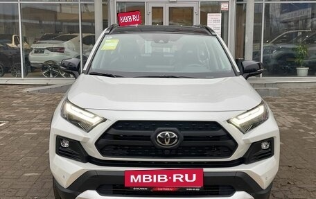 Toyota RAV4, 2025 год, 4 100 000 рублей, 3 фотография