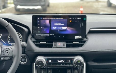 Toyota RAV4, 2025 год, 4 100 000 рублей, 21 фотография