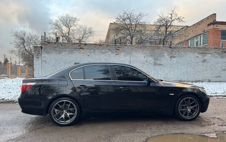 BMW 5 серия, 2006 год, 900 000 рублей, 5 фотография
