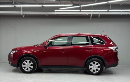 Mitsubishi Outlander III рестайлинг 3, 2014 год, 1 100 000 рублей, 11 фотография