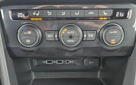 Volkswagen Tiguan II, 2020 год, 2 699 000 рублей, 26 фотография