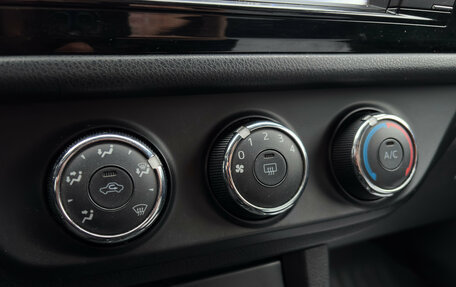 Toyota Corolla, 2014 год, 1 330 000 рублей, 11 фотография