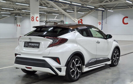 Toyota C-HR I рестайлинг, 2019 год, 1 995 000 рублей, 6 фотография