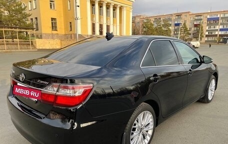Toyota Camry, 2015 год, 2 140 000 рублей, 4 фотография