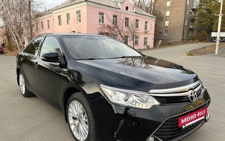 Toyota Camry, 2015 год, 2 140 000 рублей, 5 фотография