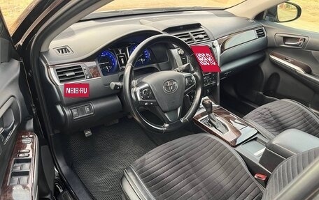 Toyota Camry, 2015 год, 2 140 000 рублей, 8 фотография