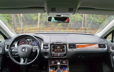 Volkswagen Touareg III, 2013 год, 2 950 000 рублей, 6 фотография