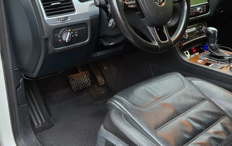 Volkswagen Touareg III, 2013 год, 2 950 000 рублей, 9 фотография