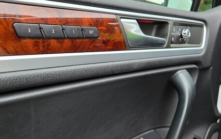 Volkswagen Touareg III, 2013 год, 2 950 000 рублей, 11 фотография