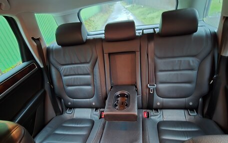 Volkswagen Touareg III, 2013 год, 2 950 000 рублей, 14 фотография