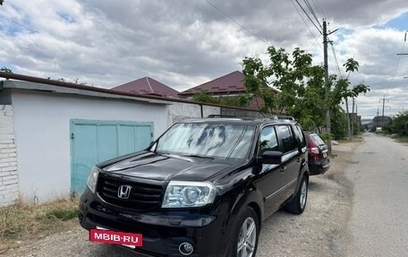 Honda Pilot III рестайлинг, 2014 год, 2 400 000 рублей, 4 фотография