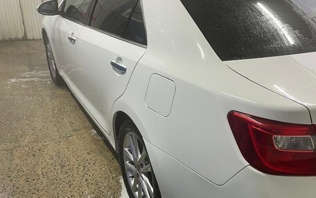 Toyota Camry, 2013 год, 1 620 000 рублей, 2 фотография