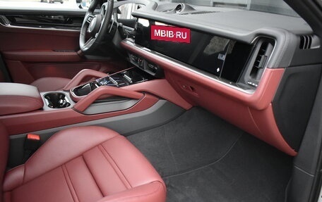 Porsche Cayenne III, 2025 год, 19 390 000 рублей, 16 фотография