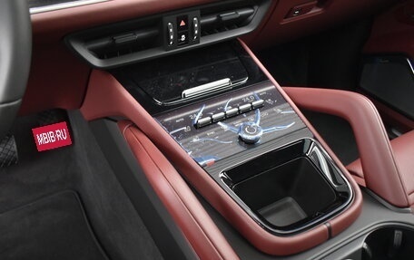 Porsche Cayenne III, 2025 год, 19 390 000 рублей, 20 фотография